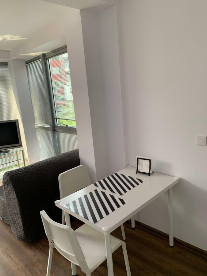 Lilia 4 Self-Check In Apartment Sofia Bagian luar foto