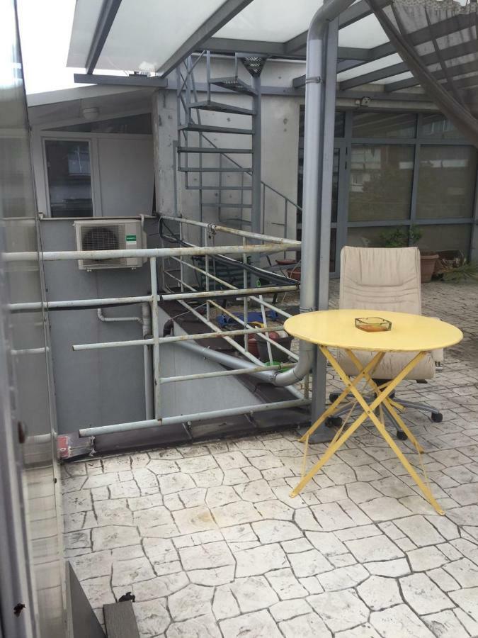 Lilia 4 Self-Check In Apartment Sofia Bagian luar foto